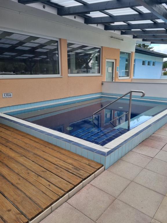 Bazén v ubytování Appartementhotel Rutar Lido nebo v jeho okolí
