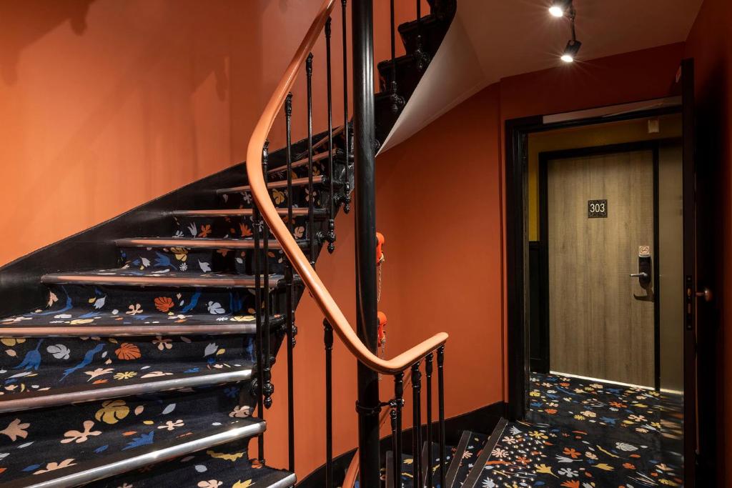 Fotografie z fotogalerie ubytování Hotel Elysees 8 v Paříži