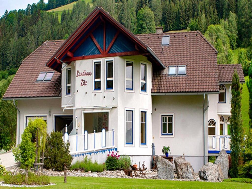 Elegant Apartment in Ranten with Infrared Sauna (Austria Ranten ...