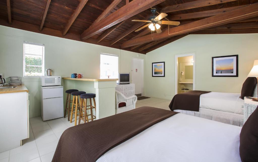 Southwinds Motel - Queen Room Met Twee Queensize Bedden