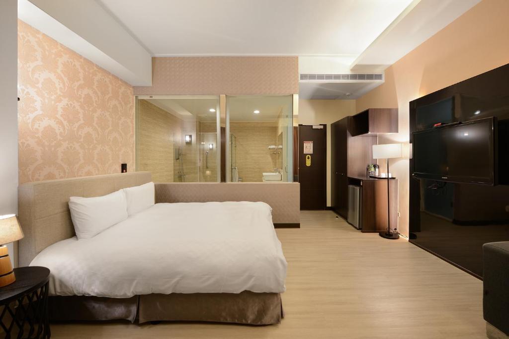 Hu Yue Lakeview Hotel - Çift Kişilik Oda - Şehir Manzaralı