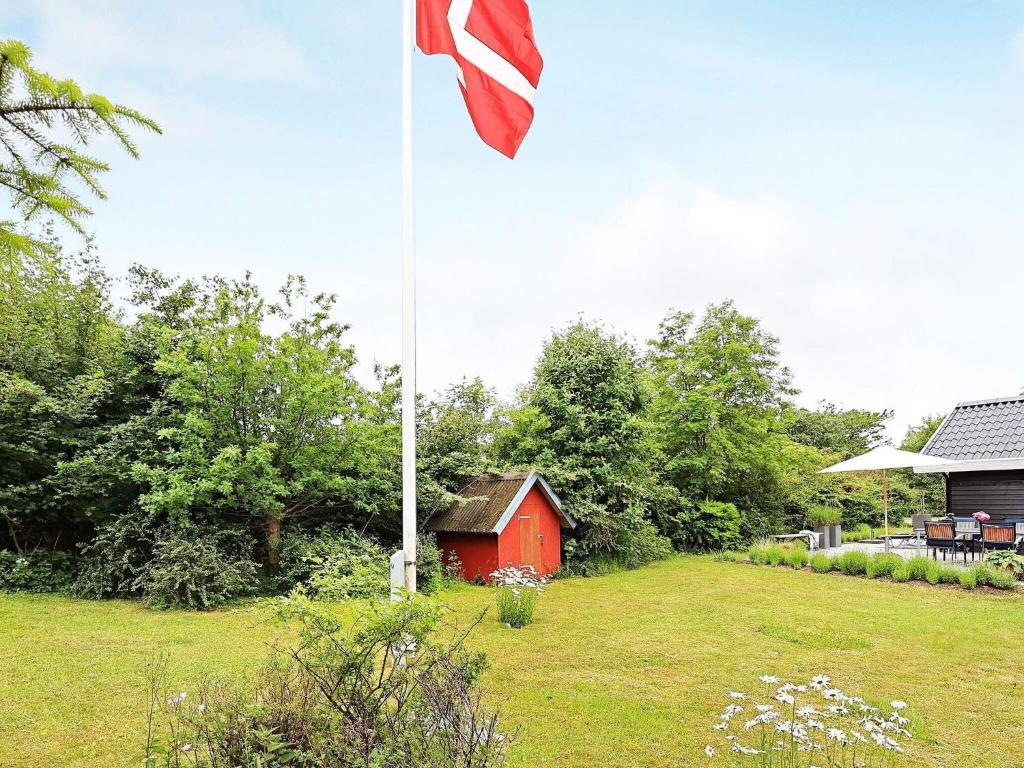 Zahrada ubytování 6 person holiday home in Karrebæksminde-By Traum
