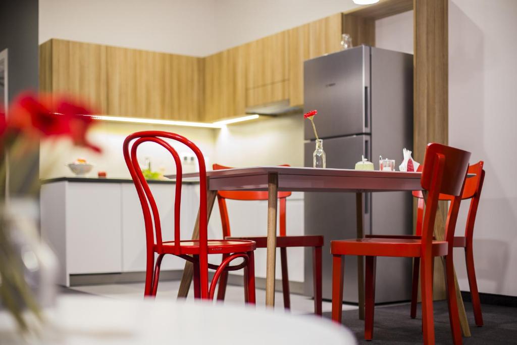 Mosquito Silesia Apartments - 5