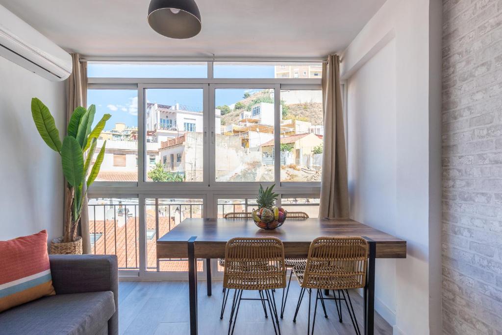 Posedenie v ubytovaní LUMINOSO APARTAMENTO RECIÉN REFORMADO