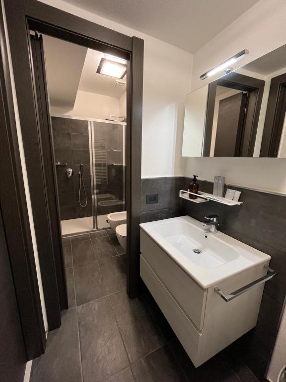 Koupelna v ubytování Daisy Homes