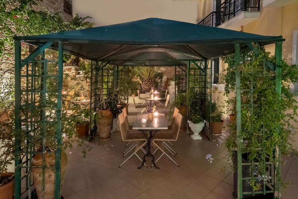 Patio nebo venkovní prostory v ubytování Hotel Palladion