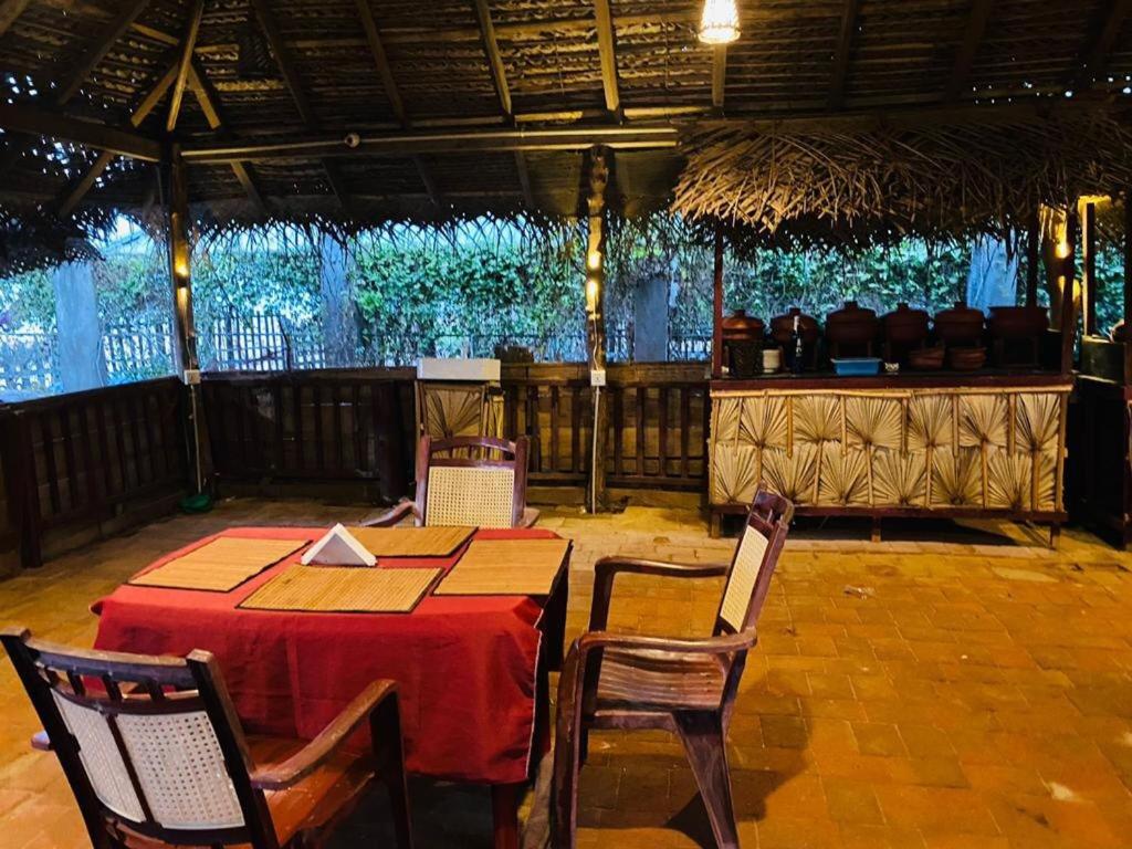 Restaurace v ubytování Resort Maya Beach