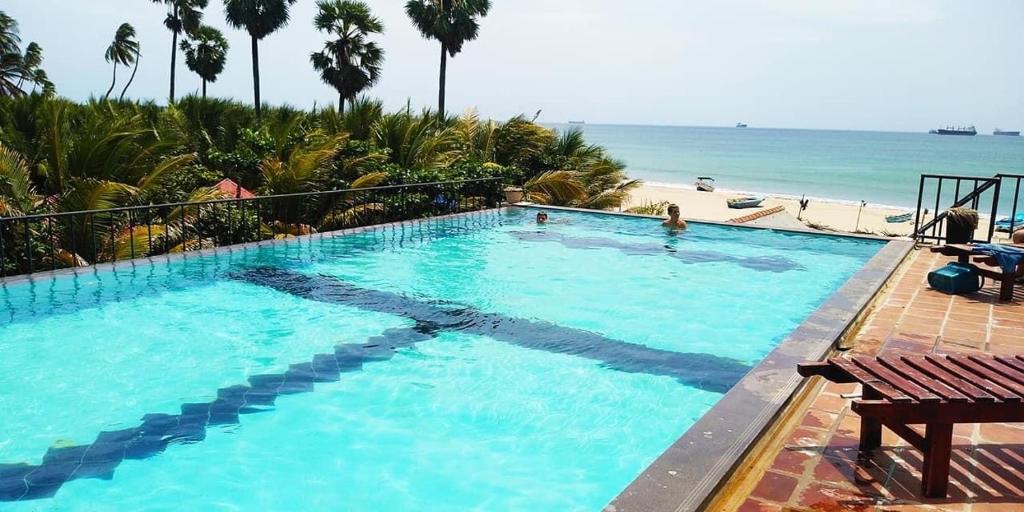Bazén v ubytování Resort Maya Beach nebo v jeho okolí