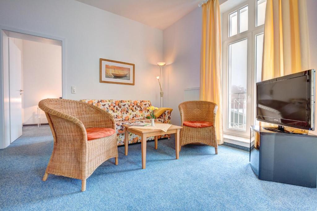 Haus Seeblick Hotel Garni & Ferienwohnungen - Appartement Met Twee Kamers - Landzijde