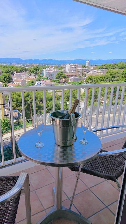 A balcony or terrace at Apartamento Ginette SunBeach