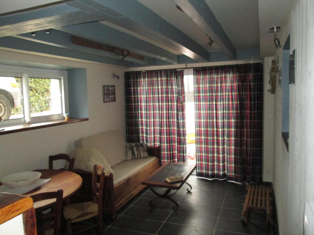 Appartement Le Nerbiou - Two-Bedroom Apartment