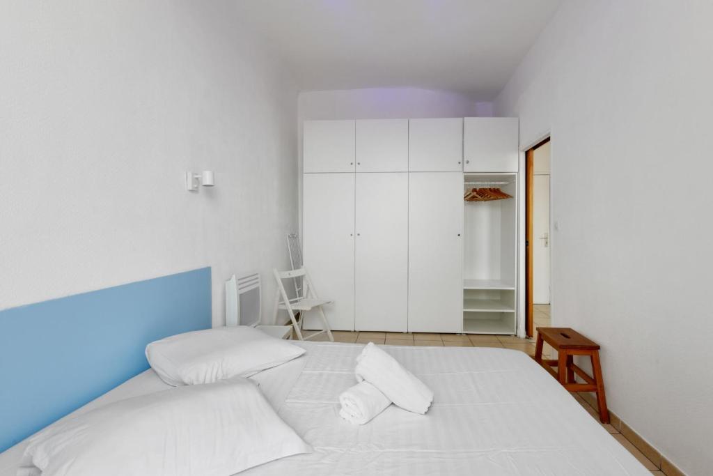En eller flere senger p&aring; et rom p&aring; Nice appartement with a balcony in the heart of Marseille - Welkeys