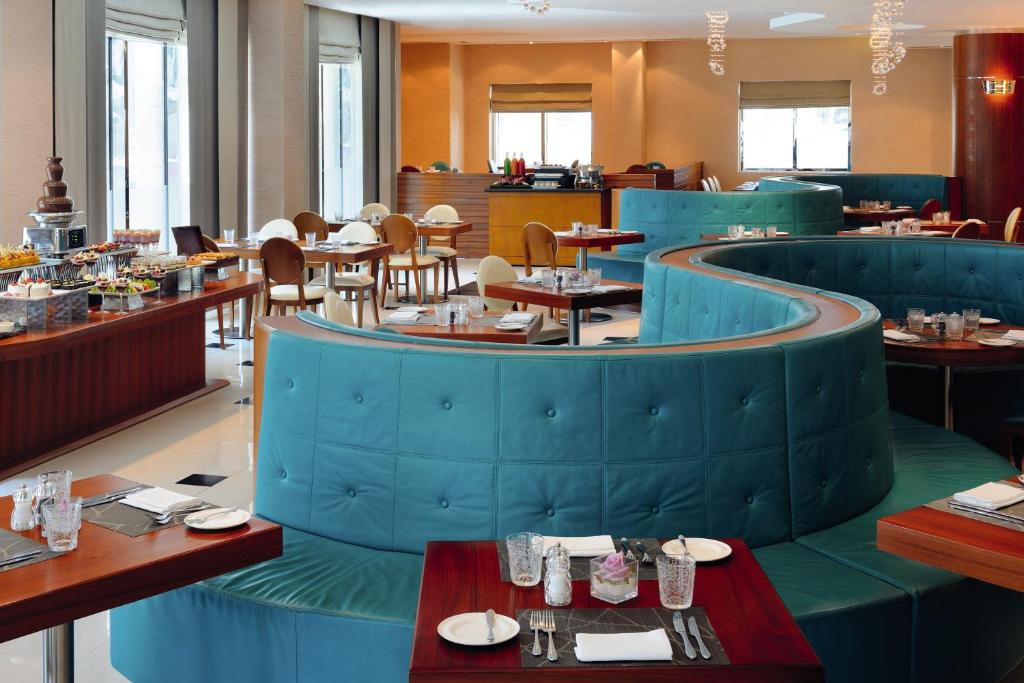 Posezení v ubytování Avani Deira Dubai Hotel