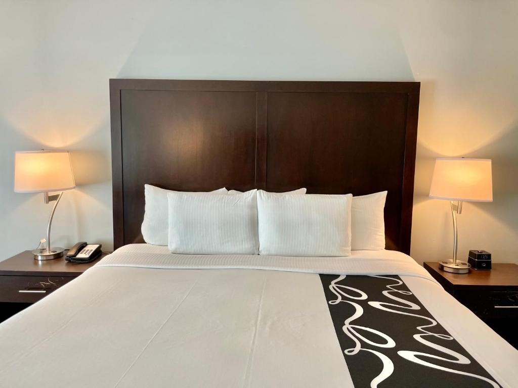 La Quinta Inn by Wyndham Lynnwood - King Suite - Non-fumeur