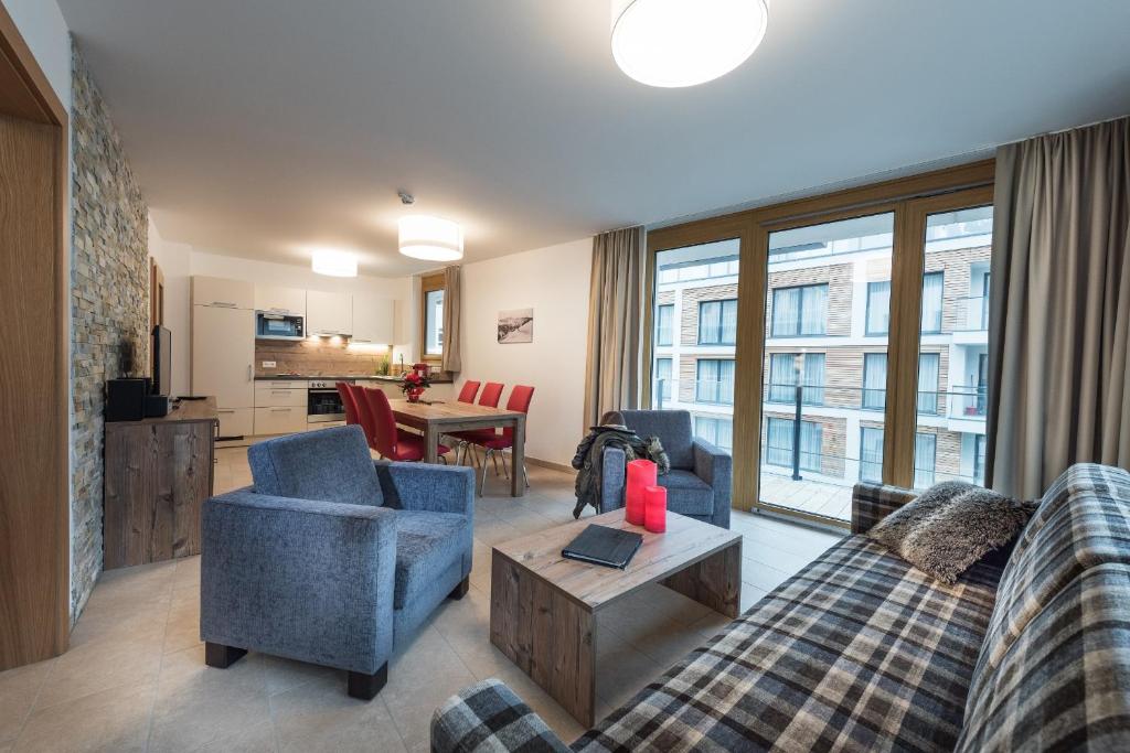 AlpenParks Hotel & Apartment Central Zell am See - 14