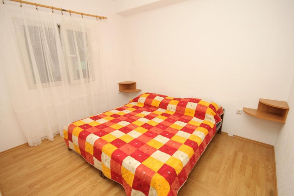 Posteľ alebo postele v izbe v ubytovaní Apartments by the sea Pasadur, Lastovo - 8391
