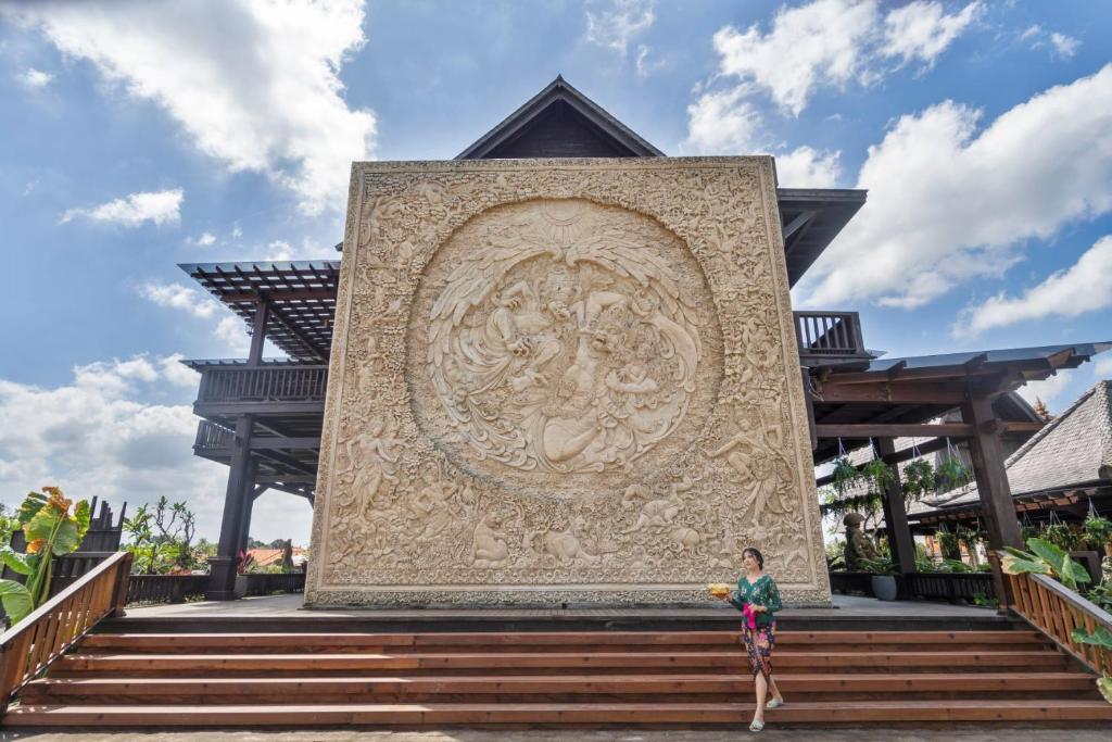 Fotografie z fotogalerie ubytování Royal Roco Villa v destinaci Tanah Lot