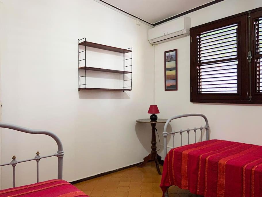 Postel nebo postele na pokoji v ubytování Le Caillou *** Belle villa, 4 chambres, piscine, vue mer ***