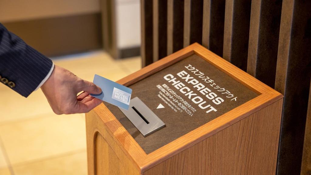 Certifikát, hodnocení, plakát nebo jiný dokument vystavený v ubytování JR-East Hotel Mets Mejiro