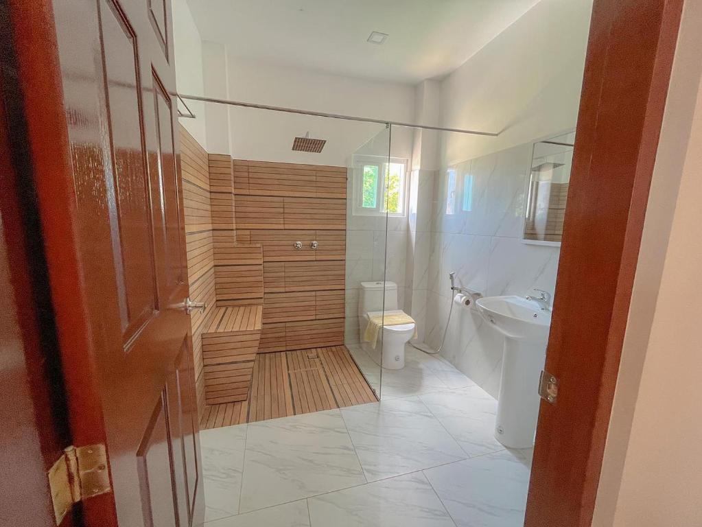Meili Beach Resort - Familiekamer Met Uitzicht Op De Tuin