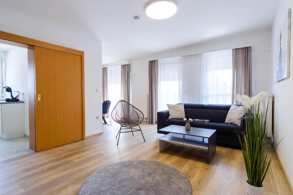 Appartement Graz - Ihr erstklassiges Zuhause fernab von Zuhause - Two-Bedroom Apartment With Balcony