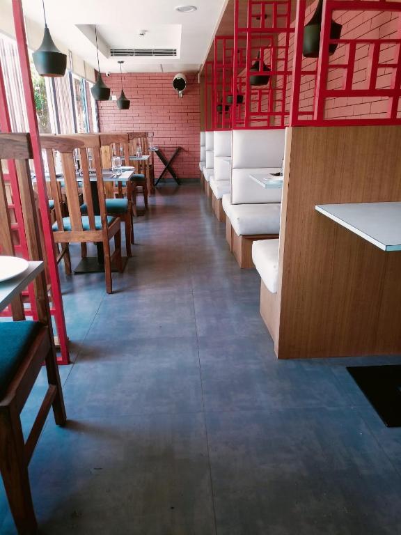 Posezení v ubytování Abhyagama Hotel