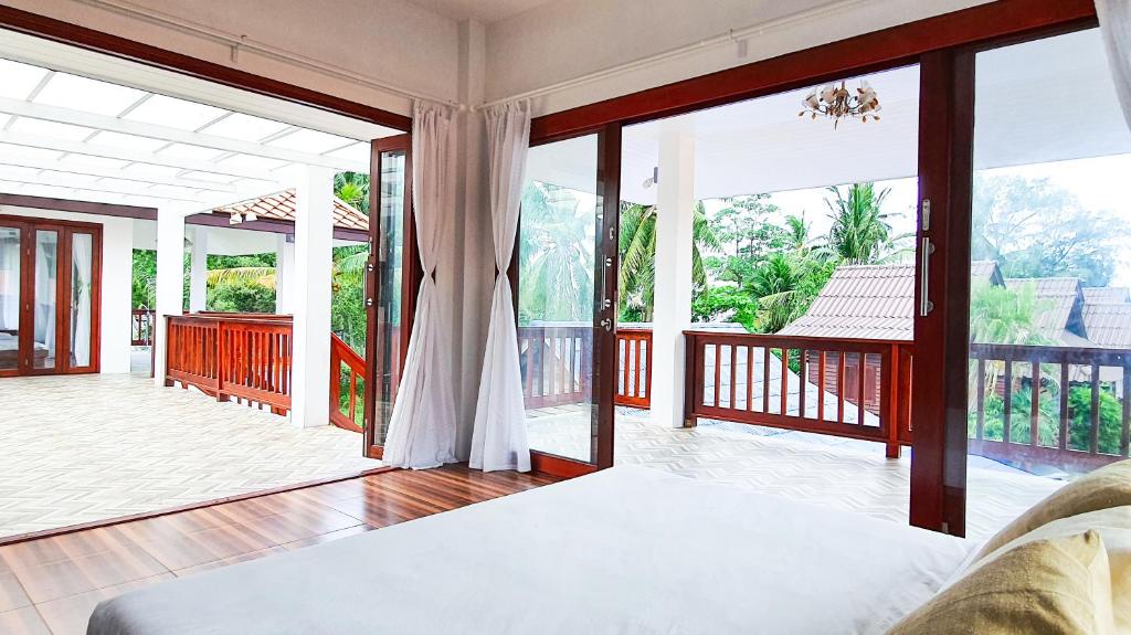 Baan Bhuwann Holiday Apartment - 8