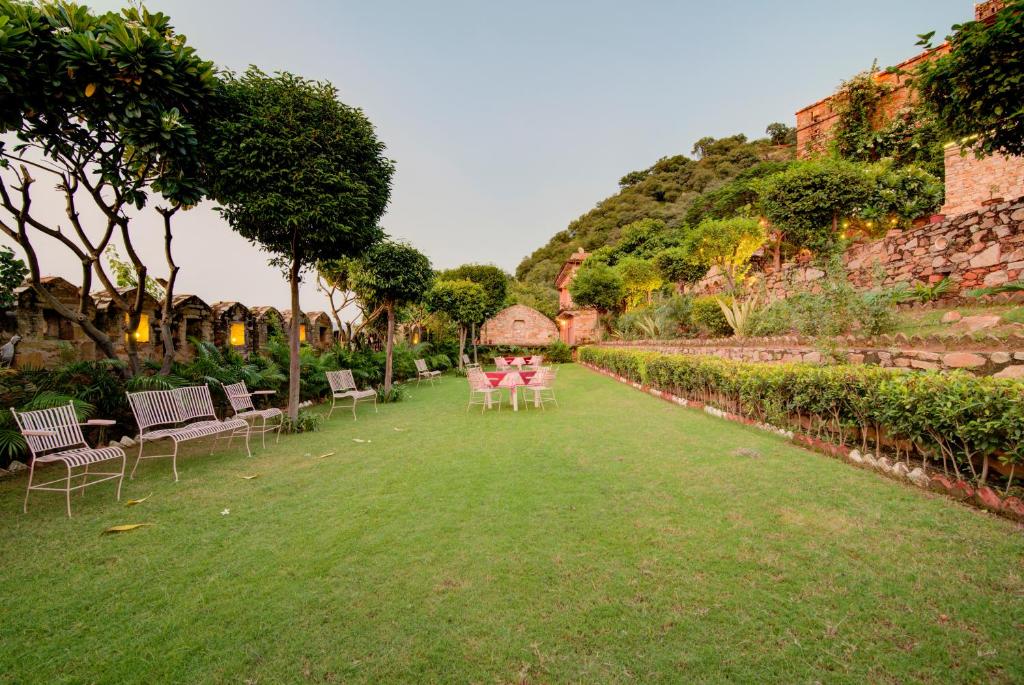 Zahrada ubytování Fort Dadhikar, Alwar
