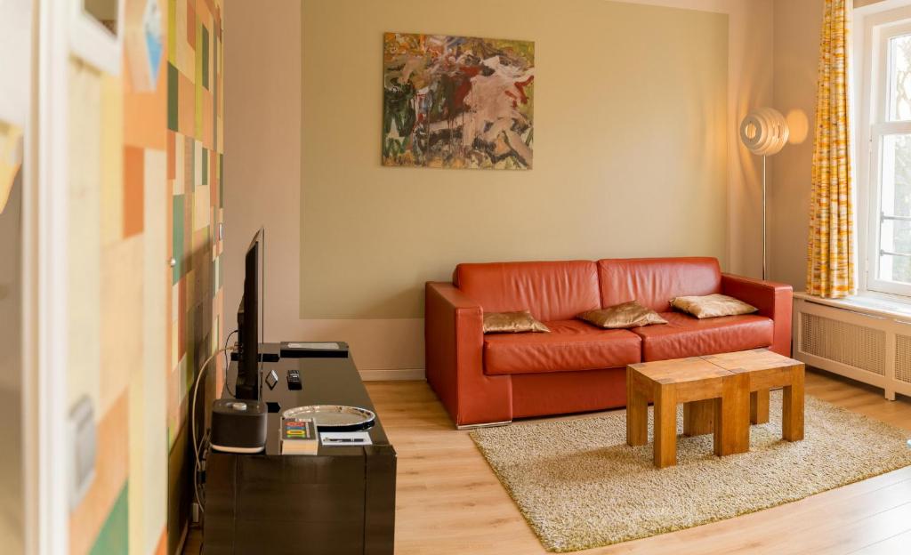 Dutch Masters Short Stay Apartments - Apartment With Garden View - Willem De Kooning