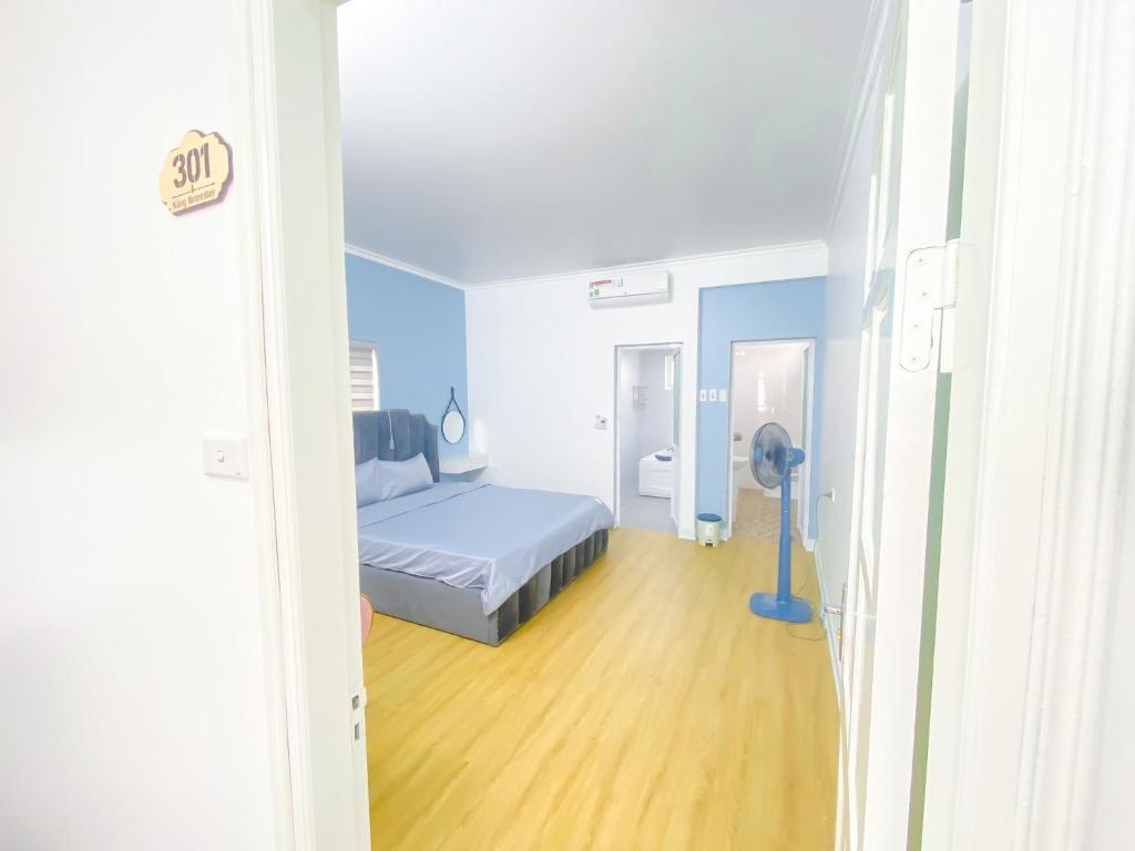 Postel nebo postele na pokoji v ubytování Luxury Villa Ha Long