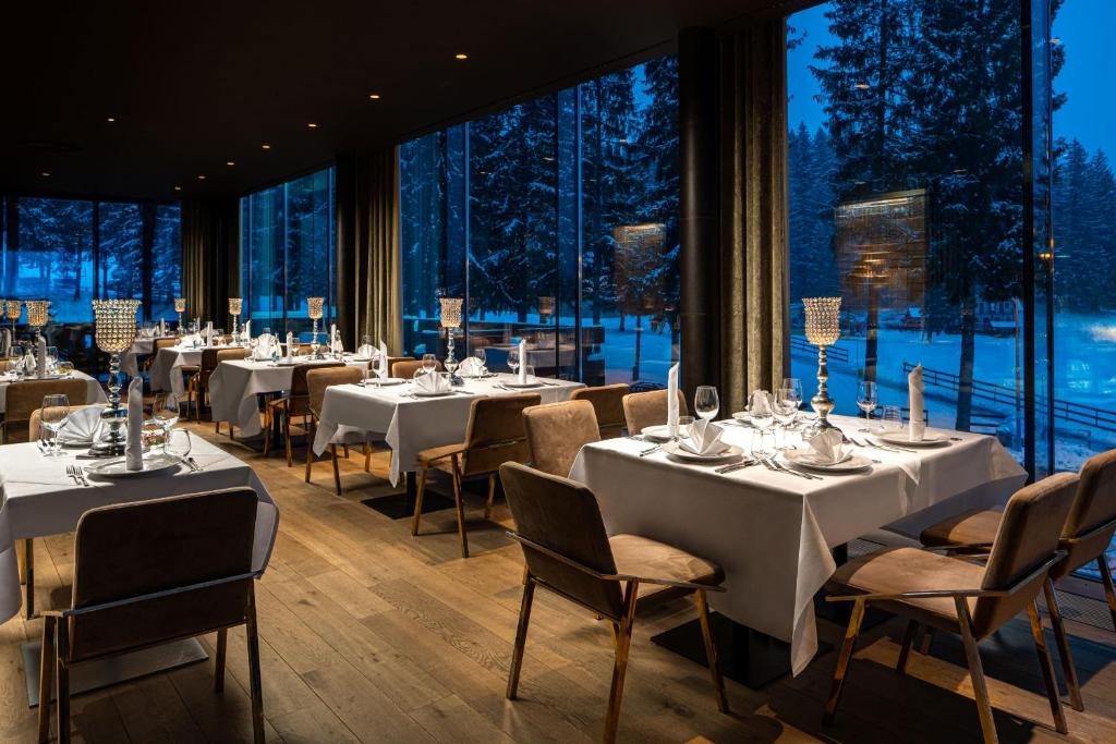 Ana Hotels Sport Poiana Brasov - Resim 38