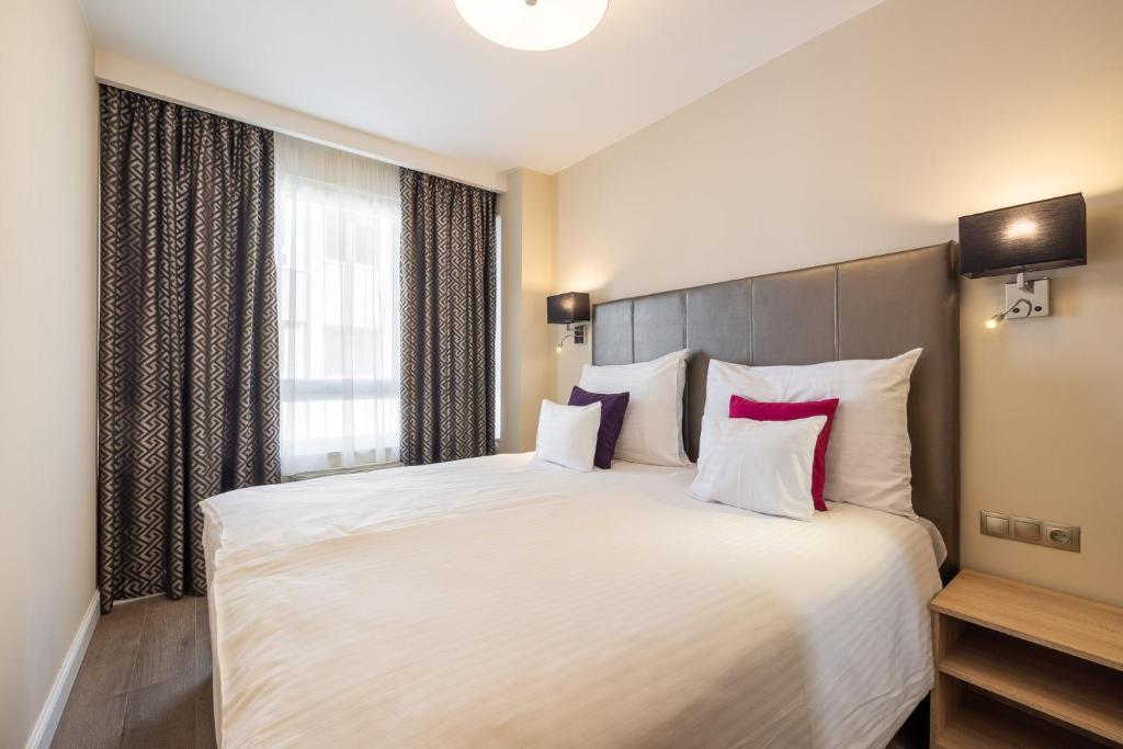 Silver Crown Hotel & Residence, Palace Quarter - Resim 35