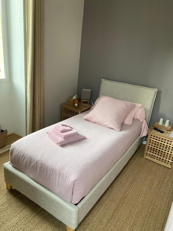 Domaine Des Deux Rivières - Chambre Lits Jumeaux Avec Salle De Bains Commune