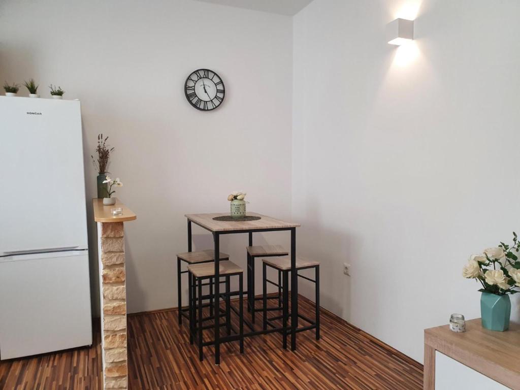 Kuchyňa alebo kuchynka v ubytovaní Apartment Laura & Lucija