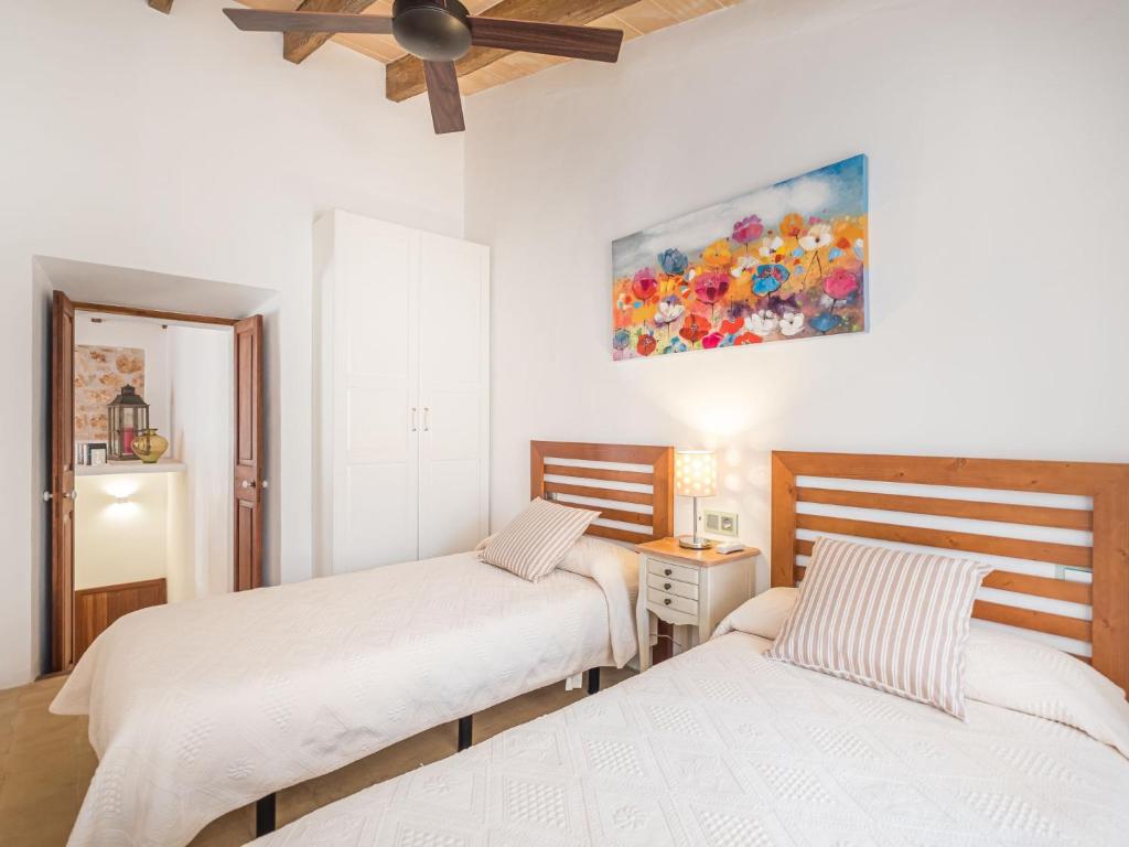 Postel nebo postele na pokoji v ubytování Holiday Home Cordella by Interhome