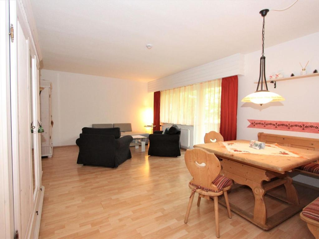 Posedenie v ubytovaní Apartment Am Birkenhain-2 by Interhome