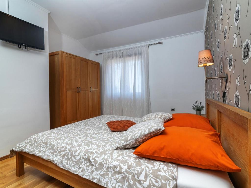 Posteľ alebo postele v izbe v ubytovaní Holiday Home Rukavina by Interhome