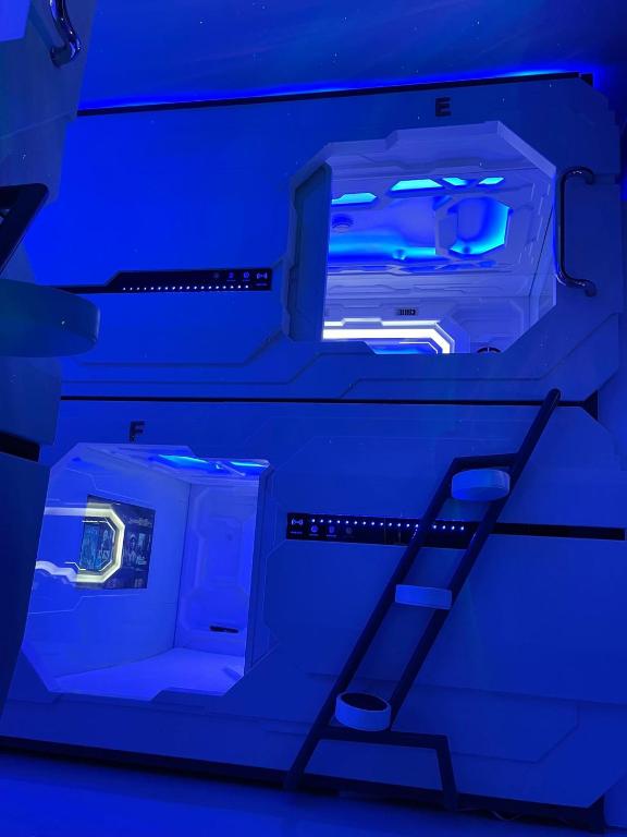 Fotografie z fotogalerie ubytování BMAX SPACEPODS sleep in space - 4mins from Mactan Airport v destinaci Pusok