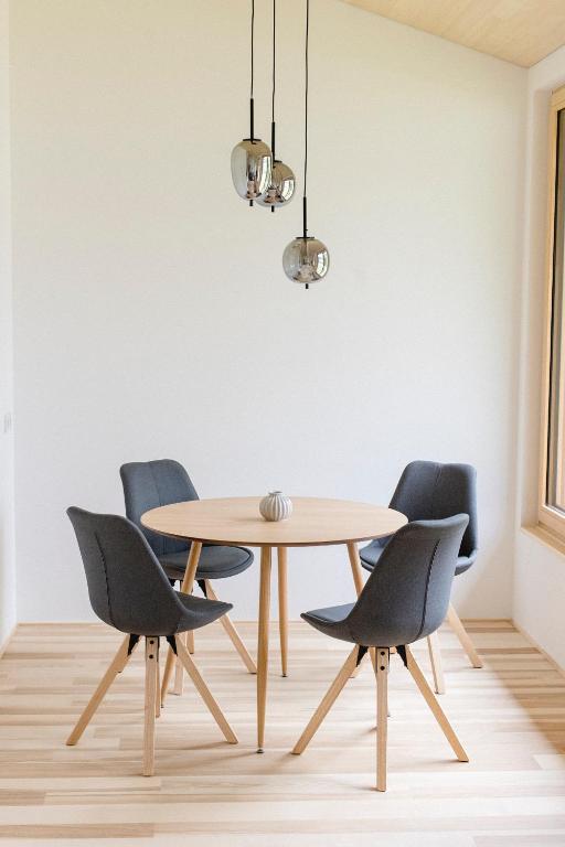 Fotografie z fotogalerie ubytování am Greben Apartments drei - vier - fünf v destinaci Bezau
