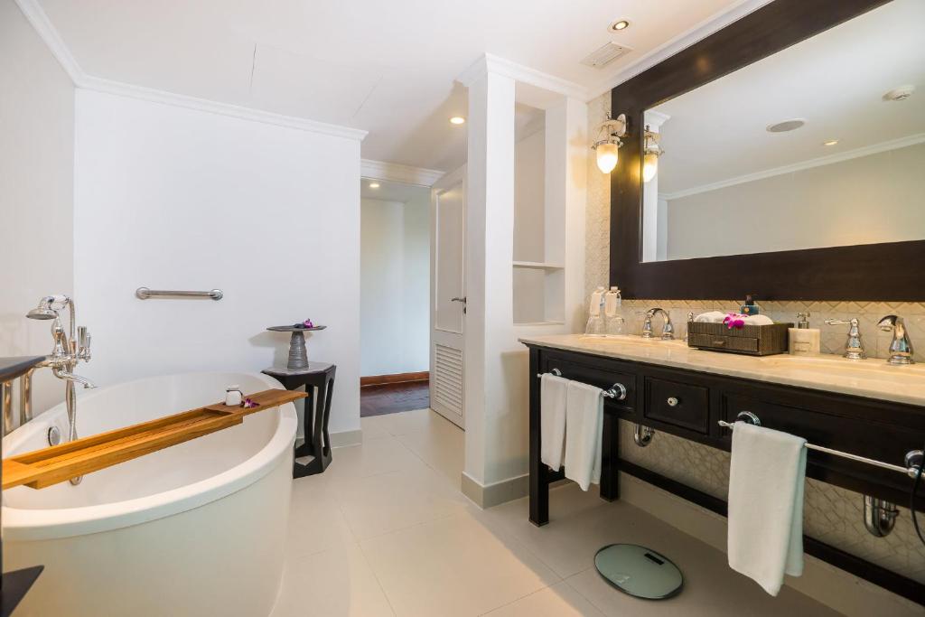 فيلا عائلية TWO-BEDROOM - TWO KING BEDS