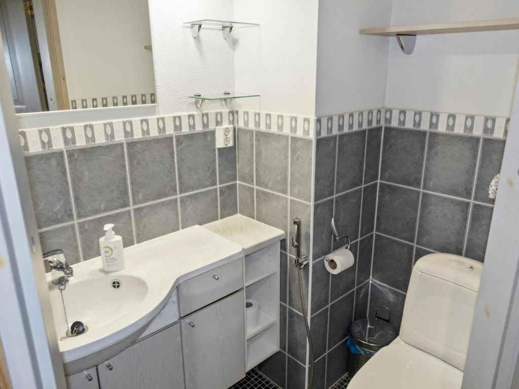Koupelna v ubytování Holiday Home Nuovo casa b by Interhome