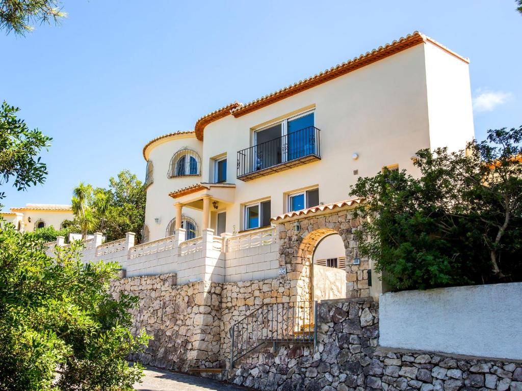 Budova, v ktorej sa vila nachádza