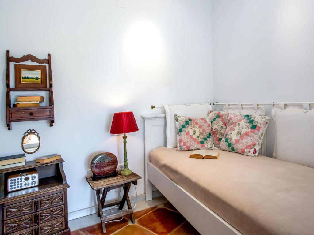 Posteľ alebo postele v izbe v ubytovaní Villa Villa El Paraiso al Mar Ambolo by Interhome