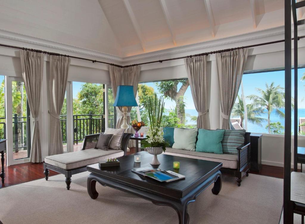 فيلا رئاسية THREE-BEDROOM CLUB WITH POOL