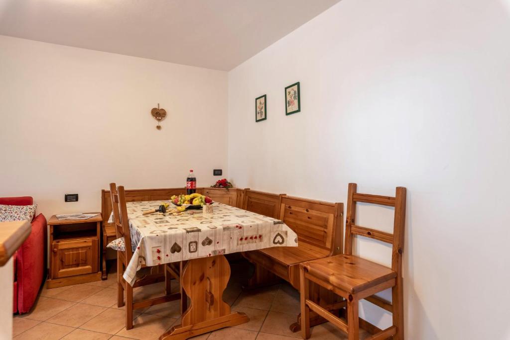 Zdjęcie z galerii obiektu Betites Trilocale w mieście Canazei