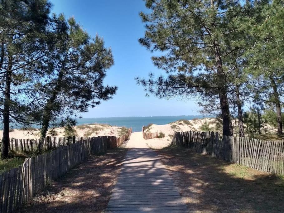 Fotografie z fotogalerie ubytování Appartement lumineux à 100 mètres de la plage v destinaci La Tremblade