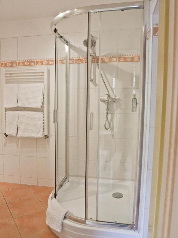 Koupelna v ubytování EA Hotel Mozart