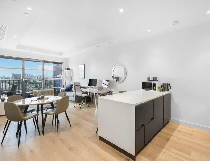 Luxury London Apartment With Stunning Views