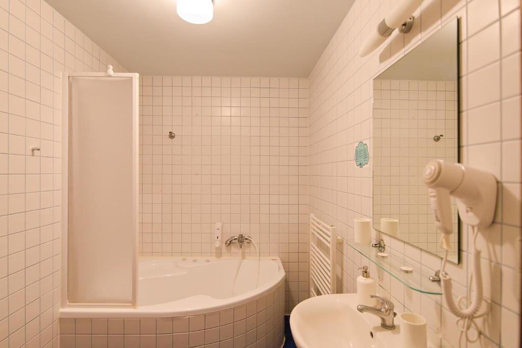 Koupelna v ubytování Hotel Buchlov