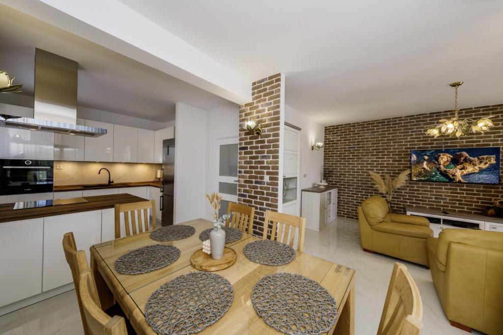 Fotografia z galérie ubytovania Martini in Vrsine - Haus für 8 Personen v destinácii Vrsine